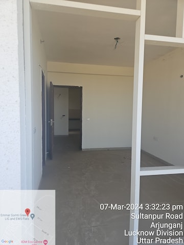 Building Lobby in 3 BHK Apartment at Omaxe Waterscapes, Gomti Nagar – for Rent