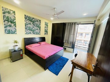 Bedroom in 3 BHK Builder Floor at BPTP Amstoria Country Floor, Sector 102 – for Rent