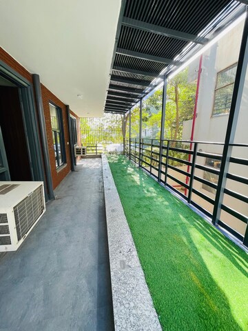 Balcony in 3 BHK Builder Floor at BPTP Amstoria Country Floor, Sector 102 – for Rent