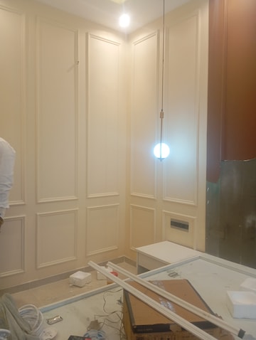 Bathroom in Studio Apartment at Omaxe Hazratganj, Gomti Nagar – for Rent