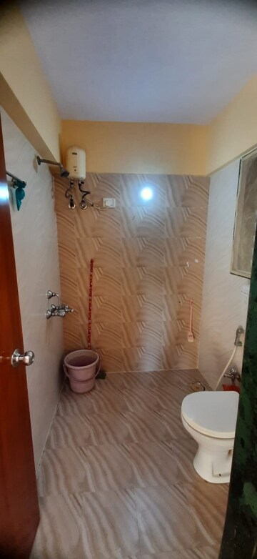 Bathroom in 2 BHK Apartment at Collectors Colony – for Rent