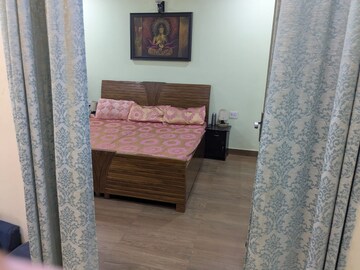 Bedroom in 3 BHK Apartment at Palm Residency Chhatarpur, Chattarpur – for Rent