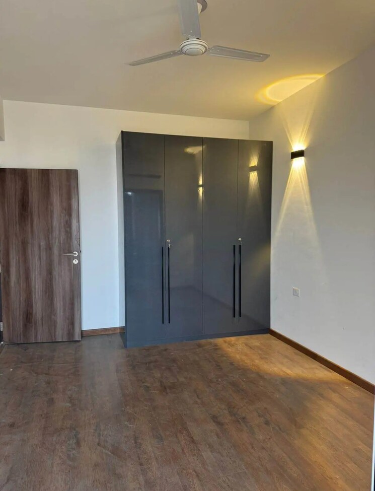 Room, dlf-gardencity-enclave 3 Bedroom 1650 Sq.Ft. Builder Floor In Sector 93 Gurgaon 8371921