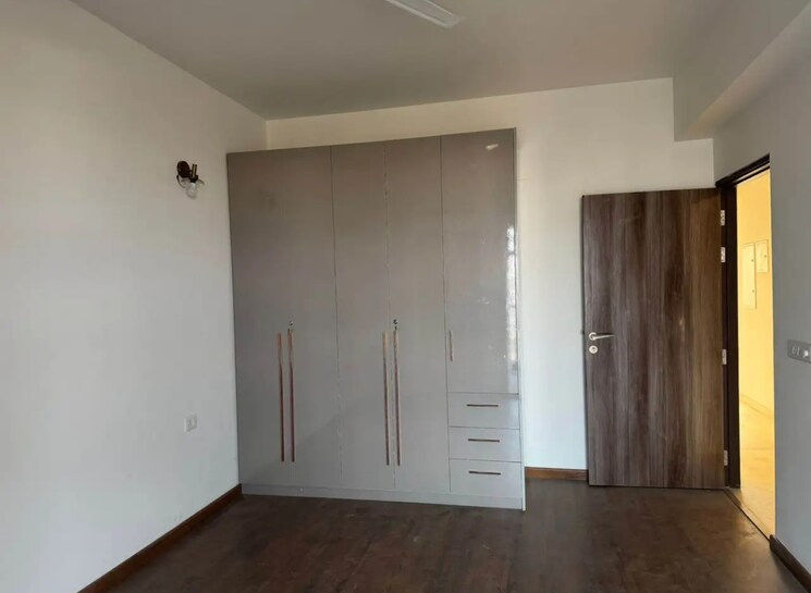 Room, dlf-gardencity-enclave 3 Bedroom 1650 Sq.Ft. Builder Floor In Sector 93 Gurgaon 8371921