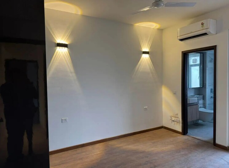 Room, dlf-gardencity-enclave 3 Bedroom 1650 Sq.Ft. Builder Floor In Sector 93 Gurgaon 8371921