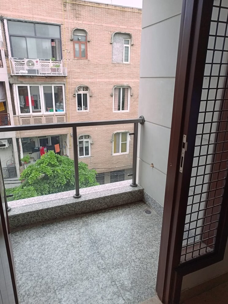 Balcony, new rajinder nagar 3 Bedroom 1200 Sq.Ft. Builder Floor In New Rajinder Nagar Delhi 8372114