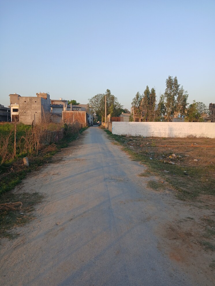 Exterior View, sector 10 greater noida  104 Sq.Yd. Plot In Sector 10 Greater Noida Greater Noida 8372098