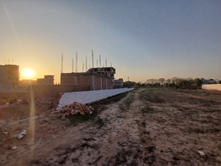 Exterior View, sector 10 greater noida  104 Sq.Yd. Plot In Sector 10 Greater Noida Greater Noida 8372098