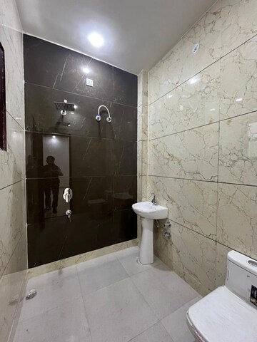 Bathroom in 3 BHK Builder Floor at Madhavpuram – for Sale