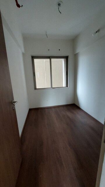 Room in 4 BHK Apartment at Bhimjyani Verraton, Manpada – for Rent