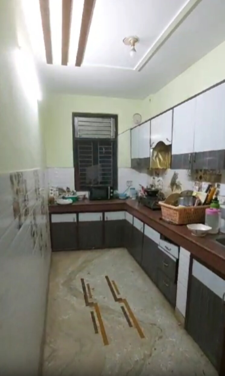 Kitchen, uttam nagar 3 Bedroom 900 Sq.Ft. Builder Floor In Uttam Nagar Delhi 8369013