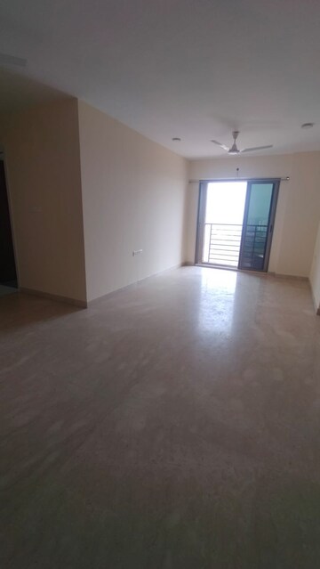2 BHK Apartment For Rent in Ashar Axis, Majiwada