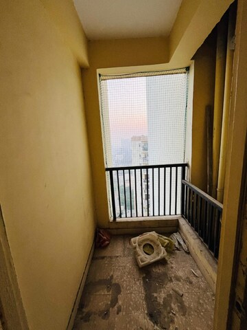 Room in 2 BHK Apartment at Gulmohur Garden, Raj Nagar Extension – for Rent