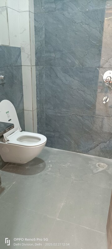 Bathroom in 3 BHK Apartment at Janakpuri – for Sale