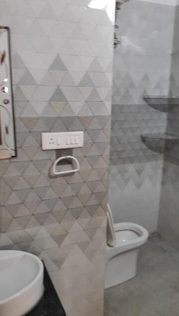 Bathroom in 3 BHK Builder Floor at Sector 43 – for Rent