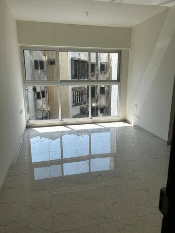 1 BHK Apartment For Rent in JP Eminence, Andheri West