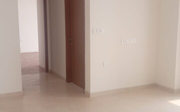 2 BHK Builder Floor For Sale in Sector 82