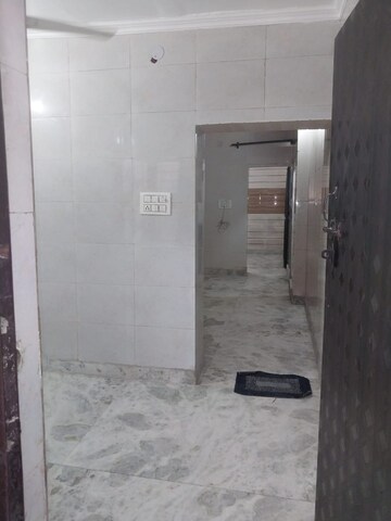  1 BHK Apartment at Paschim Vihar – for Rent