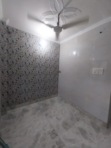 1 BHK Apartment For Rent in Paschim Vihar Delhi  8372398