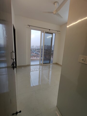 2 BHK Apartment For Sale in Pivotal Paradise, Sector 62