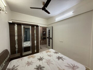 Room in 2 BHK Apartment at Seawoods – for Sale