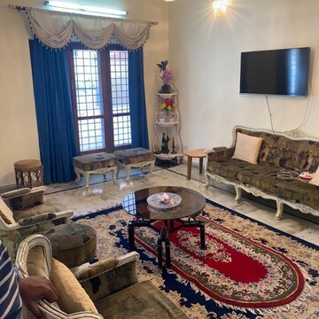 Living Room in 5 BHK Independent House at Rajpur Road – for Sale