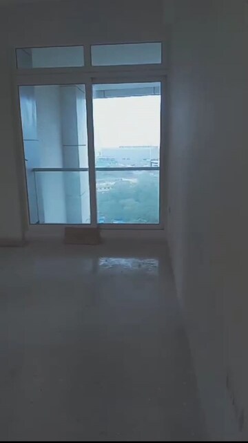 Room in 3 BHK Apartment at Worli – for Rent