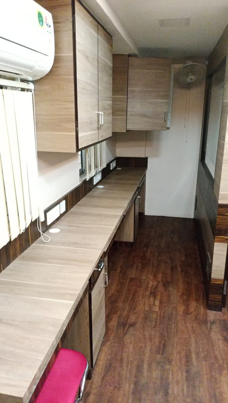 Kitchen, bbd bagh Commercial Office Space 300 Sq.Ft. In Bbd Bagh Kolkata 8372500