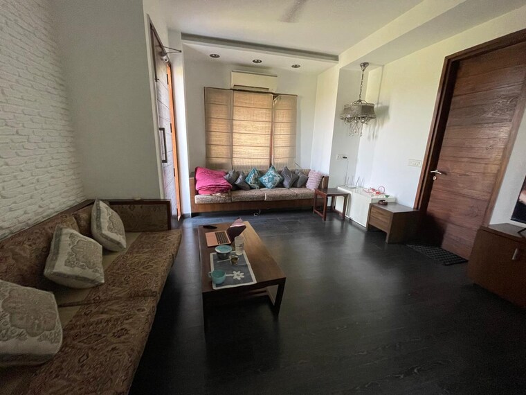 Living Room, defence colony 3 Bedroom 1800 Sq.Ft. Builder Floor In Defence Colony Delhi 8372557