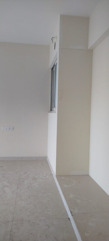 Furnished Amenities in 3 BHK Apartment at Vijay Orovia, Ghodbunder Road – for Sale