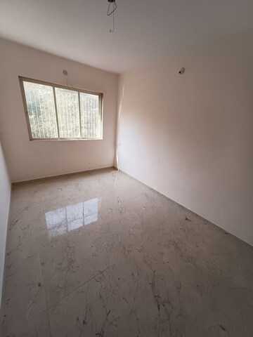 Room in 1 BHK Apartment at Lower Parel – for Rent