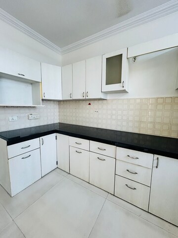 2 BHK Apartment For Sale in Seawoods