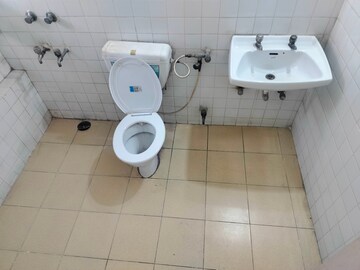 Bathroom in 2 BHK Apartment at Sarita Vihar – for Rent