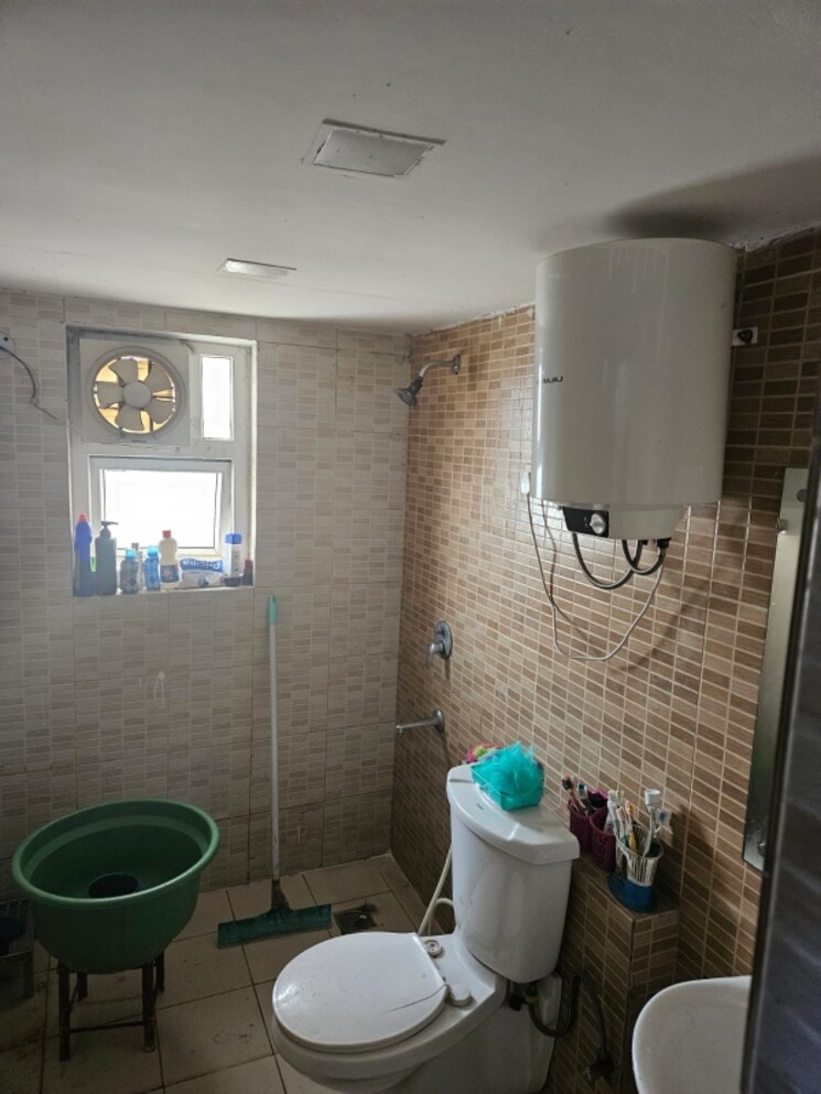Bathroom, 3c-lotus-zing 3 Bedroom 1415 Sq.Ft. Apartment In Sector 168 Noida 8372706