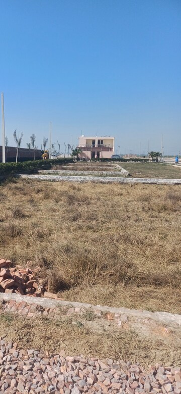  Plot For Sale in Jewar