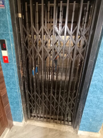 Building Lobby in 3 BHK Builder Floor at Parnasree Pally – for Sale
