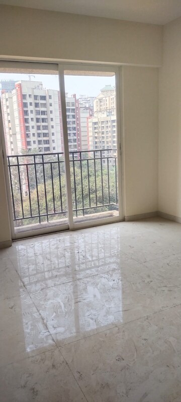 2 BHK Apartment For Sale in Vijay Orovia, Ghodbunder Road