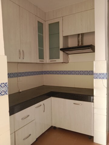 Kitchen in 3.5 BHK Apartment at Bestech Park View City 1, Sector 48 – for Rent