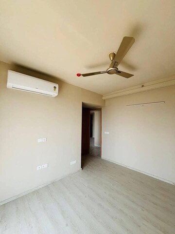 Room in 3 BHK Apartment at Shapoorji Pallonji Joyville Phase 3, Sector 102 – for Rent