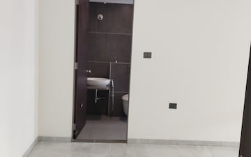 2 BHK Apartment For Rent in Siddhachal Apartment 8, Vasant Vihar