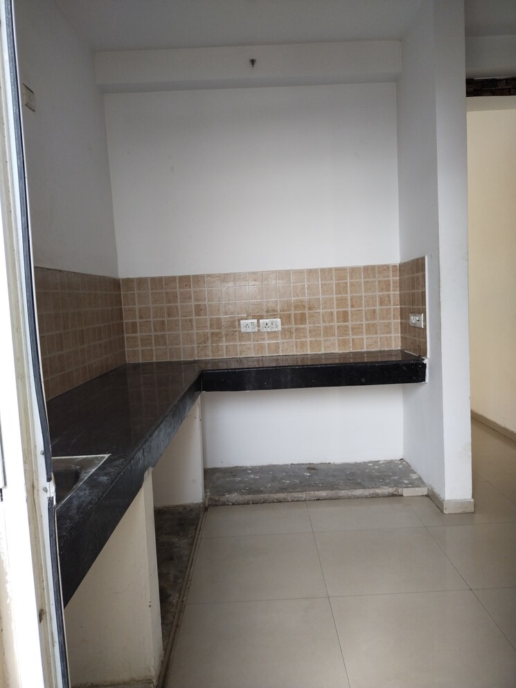 Kitchen, mahagun-mywoods 2 Bedroom 935 Sq.Ft. Apartment In Sector 16c Greater Noida Greater Noida 8372894