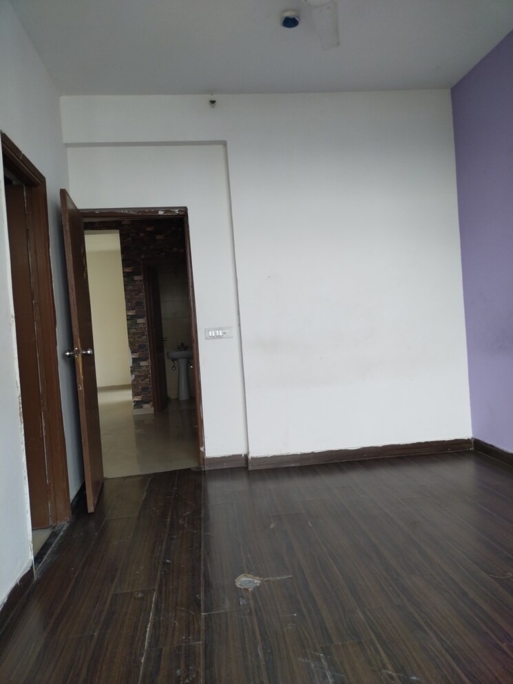 Room, mahagun-mywoods 2 Bedroom 935 Sq.Ft. Apartment In Sector 16c Greater Noida Greater Noida 8372894