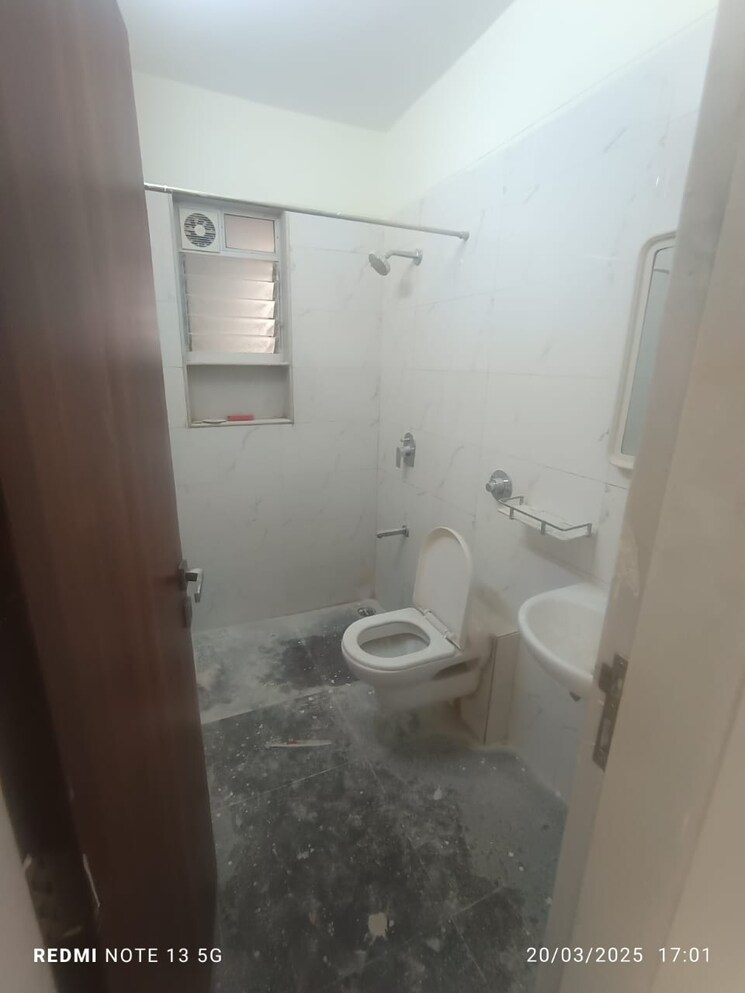 Bathroom, bdl-aura-apartments 2 Bedroom 800 Sq.Ft. Apartment In Chembur Mumbai 8372924