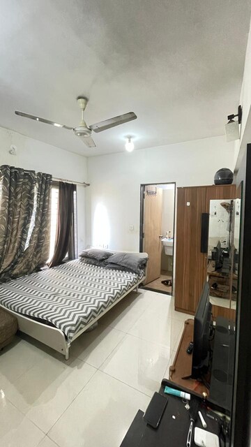 Bedroom in 3 BHK Apartment at Acme Ozone, Manpada – for Rent