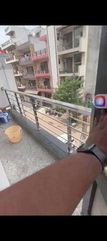 Balcony in 1 BHK Builder Floor at Sector 52 – for Rent