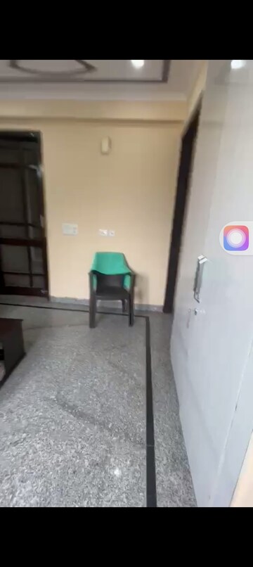 Bathroom in 1 BHK Builder Floor at Sector 52 – for Rent