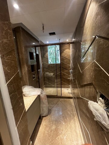Furnished Amenities in 4 BHK Builder Floor at Ansal Sushant Lok I, Sector 43 – for Sale