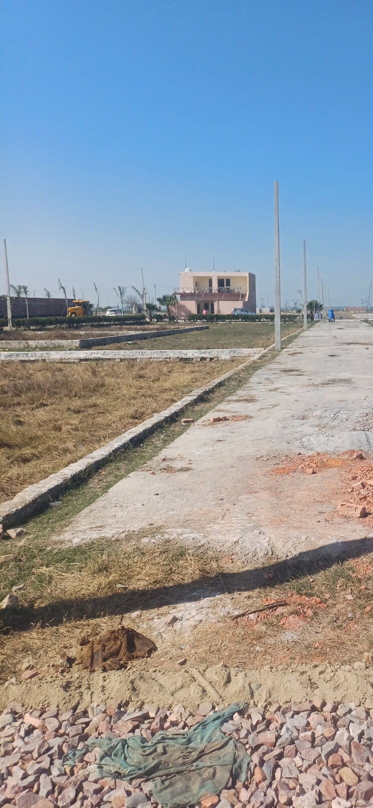 undefined, jewar  685 Sq.Yd. Plot In Jewar Greater Noida 8373023