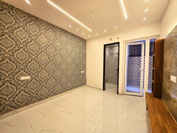 Room in 3 BHK Apartment at Peer Mucchalla – for Sale