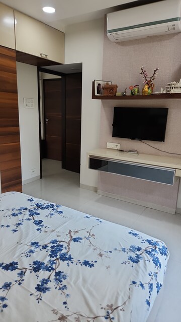 Bedroom in 2 BHK Apartment at Jogeshwari East – for Sale